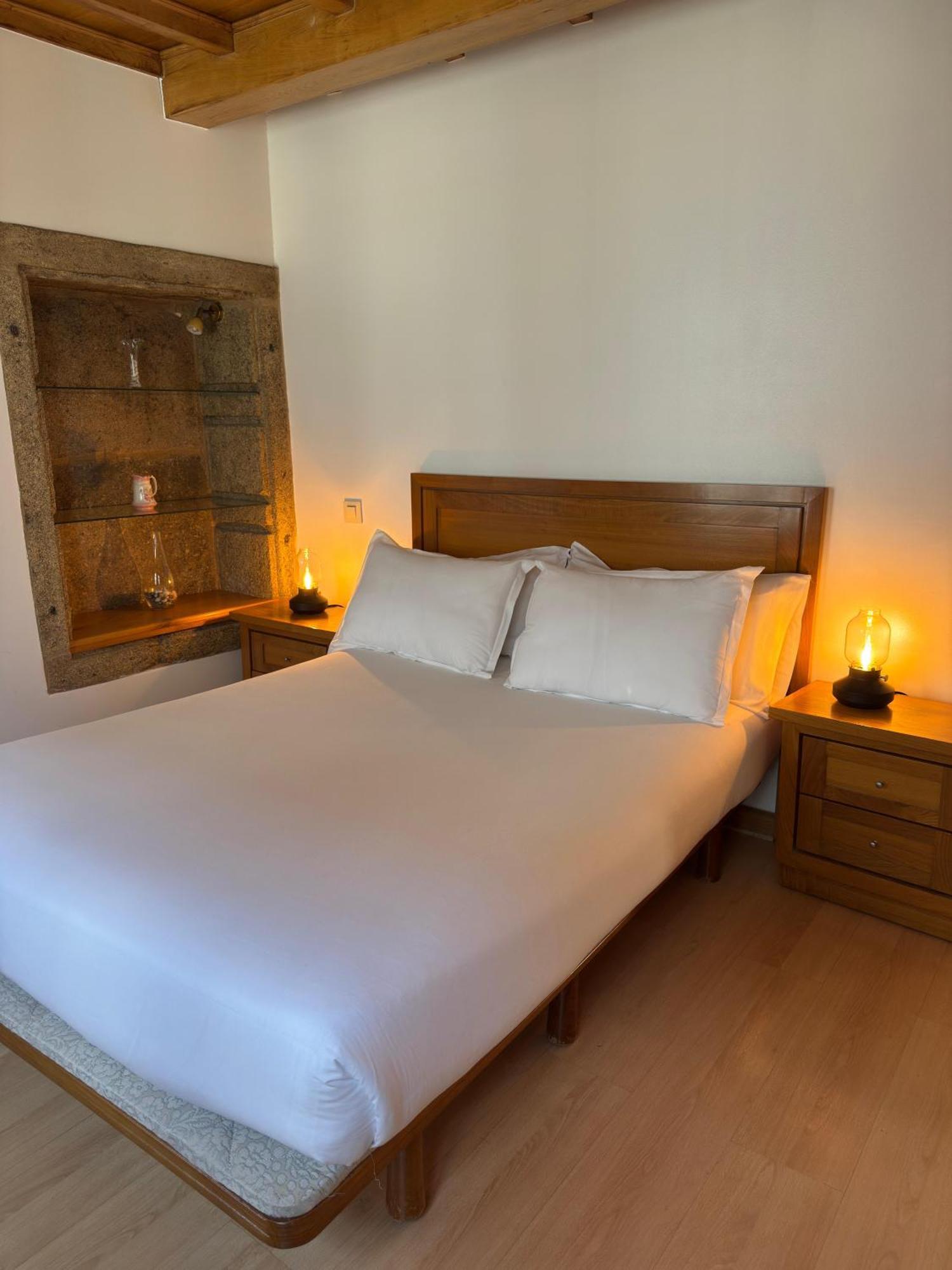 Apartamentos Campanas De San Juan Сантьяго-де-Компостела Экстерьер фото